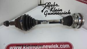 Gebrauchte Antriebswelle links vorne Volkswagen Touran Preis € 165,00 Margenregelung angeboten von Gebr.Klein Gunnewiek Ho.BV