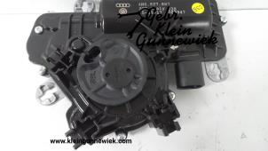 Usagé Hayon moteur Audi A8 Prix € 35,00 Règlement à la marge proposé par Gebr.Klein Gunnewiek Ho.BV