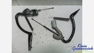 Begagnade Gångjärn, baklucka Audi A8 Pris € 65,00 Marginaltabell erbjuds av Klein Gunnewiek Autodemontage & Motorentechniek