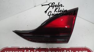 Usagé Feu arrière secondaire droit Opel Zafira Prix € 45,00 Règlement à la marge proposé par Gebr.Klein Gunnewiek Ho.BV