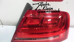 Używane Tylne swiatlo pozycyjne prawe Audi A8 Cena € 135,00 Procedura marży oferowane przez Gebr.Klein Gunnewiek Ho.BV