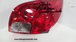 Gebrauchte Rücklicht links Opel Mokka Preis € 65,00 Margenregelung angeboten von Gebr.Klein Gunnewiek Ho.BV