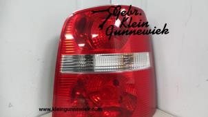 Gebrauchte Rücklicht rechts Volkswagen Touran Preis € 35,00 Margenregelung angeboten von Gebr.Klein Gunnewiek Ho.BV