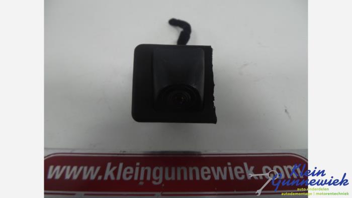 Begagnade Backkamera BMW 4-Serie Pris € 71,00 Marginaltabell erbjuds av Klein Gunnewiek Autodemontage & Motorentechniek