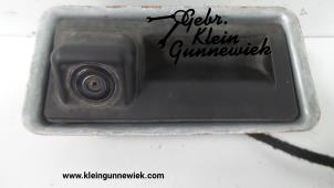 Używane Kamera cofania Volkswagen Caddy Cena € 75,00 Procedura marży oferowane przez Gebr.Klein Gunnewiek Ho.BV