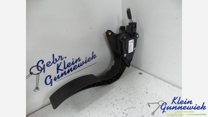 Begagnade Gaspedalsensor Renault Captur Pris € 20,00 Marginaltabell erbjuds av Klein Gunnewiek Autodemontage & Motorentechniek