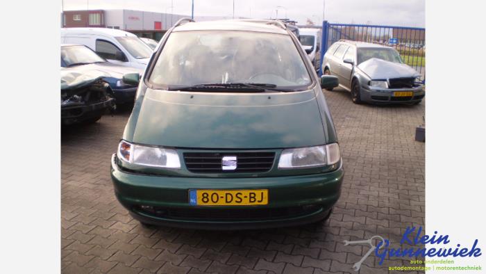 Używane Reflektor prawy Seat Alhambra Cena € 33,00 Procedura marży oferowane przez Klein Gunnewiek Autodemontage & Motorentechniek