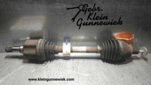 Usagé Arbre de transmission avant gauche Ford Mondeo Prix € 75,00 Règlement à la marge proposé par Gebr.Klein Gunnewiek Ho.BV