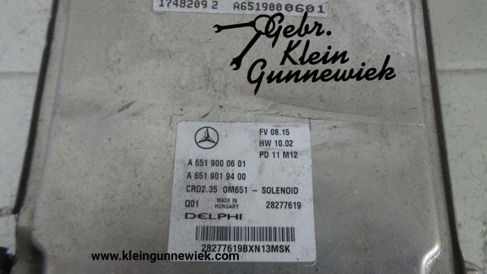 Ordenadores de inyección de un Mercedes Sprinter 2012