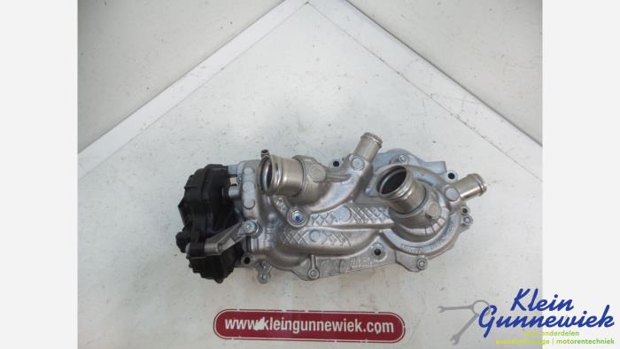 Vattenpump Volkswagen Multivan T7 (Begagnad)