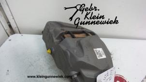 Used Front brake calliper, right Audi Q5 Price € 150,00 Margin scheme offered by Gebr.Klein Gunnewiek Ho.BV