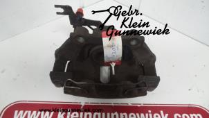 Gebrauchte Bremszange rechts vorne Volkswagen Passat Preis € 45,00 Margenregelung angeboten von Gebr.Klein Gunnewiek Ho.BV