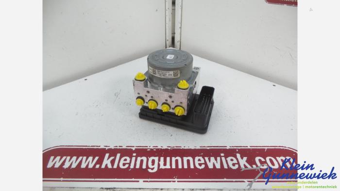 Begagnade ABS-pump Audi TT Pris € 316,00 Marginaltabell erbjuds av Klein Gunnewiek Autodemontage & Motorentechniek