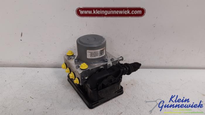 Usagé Bloc ABS Opel Insignia Prix € 28,00 Règlement à la marge proposé par Klein Gunnewiek Autodemontage & Motorentechniek