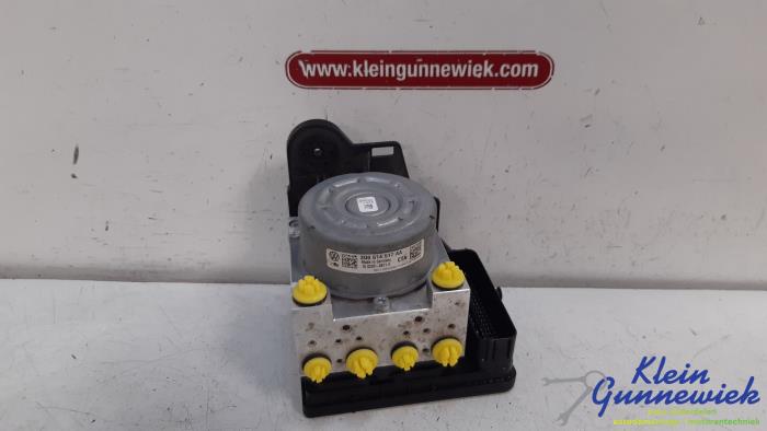 Begagnade ABS-pump Volkswagen E-Golf Pris € 97,00 Marginaltabell erbjuds av Klein Gunnewiek Autodemontage & Motorentechniek