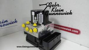 Używane Pompa ABS Volkswagen Jetta Cena € 295,00 Procedura marży oferowane przez Gebr.Klein Gunnewiek Ho.BV