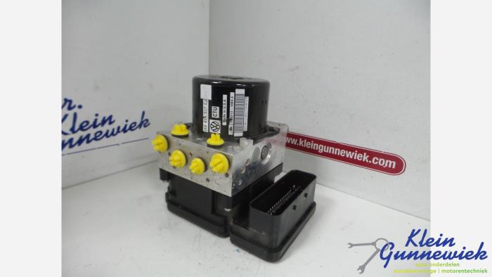 Begagnade ABS-pump Volkswagen Jetta Pris € 155,00 Marginaltabell erbjuds av Klein Gunnewiek Autodemontage & Motorentechniek