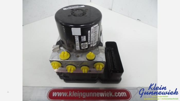 Begagnade ABS-pump Volkswagen Jetta Pris € 155,00 Marginaltabell erbjuds av Klein Gunnewiek Autodemontage & Motorentechniek