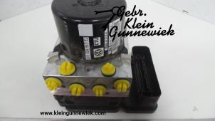 Używane Pompa ABS Volkswagen Jetta Cena € 295,00 Procedura marży oferowane przez Gebr.Klein Gunnewiek Ho.BV