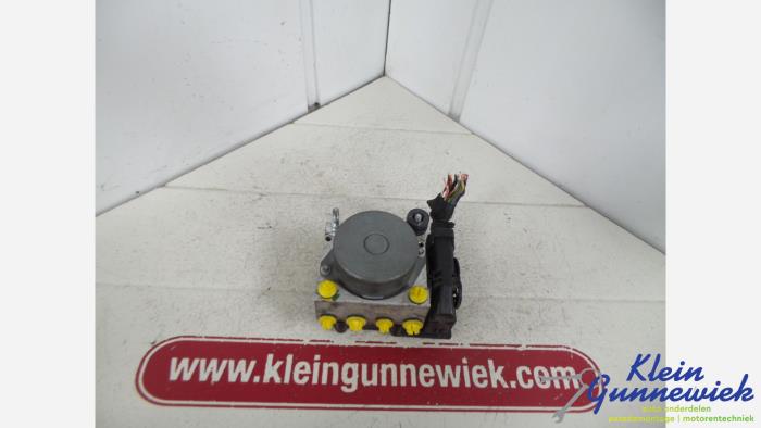 Gebrauchte ABS Pumpe Dacia Logan Preis € 16,00 Margenregelung angeboten von Klein Gunnewiek Autodemontage & Motorentechniek
