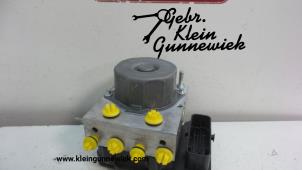 Used ABS pump Renault Clio Price € 160,00 Margin scheme offered by Gebr.Klein Gunnewiek Ho.BV