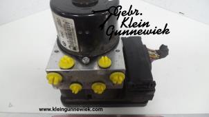 Used ABS pump BMW 3-Serie Price € 125,00 Margin scheme offered by Gebr.Klein Gunnewiek Ho.BV