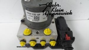 Gebrauchte ABS Pumpe Opel Mokka Preis € 180,00 Margenregelung angeboten von Gebr.Klein Gunnewiek Ho.BV