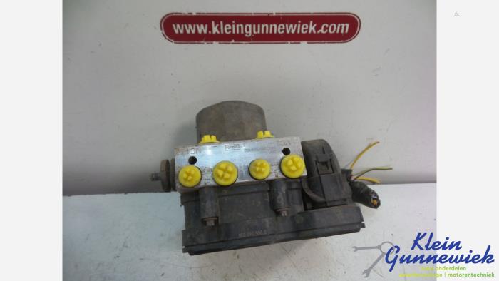 Usagé Pompe ABS Ford Transit Prix € 169,00 Règlement à la marge proposé par Klein Gunnewiek Autodemontage & Motorentechniek