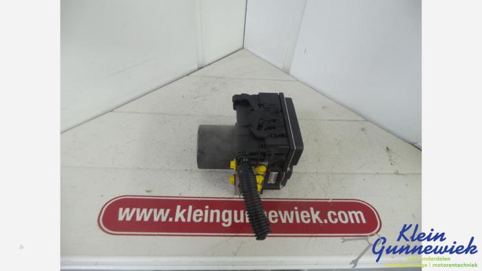 Begagnade ABS-pump Ford Transit Pris € 23,00 Marginaltabell erbjuds av Klein Gunnewiek Autodemontage & Motorentechniek