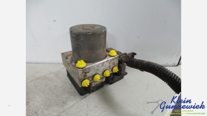 Begagnade ABS-pump Ford Transit Pris € 20,00 Marginaltabell erbjuds av Klein Gunnewiek Autodemontage & Motorentechniek