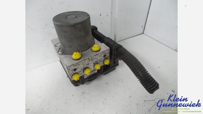 Used ABS pump Ford Transit Price € 20,00 Margin scheme offered by Klein Gunnewiek Autodemontage & Motorentechniek