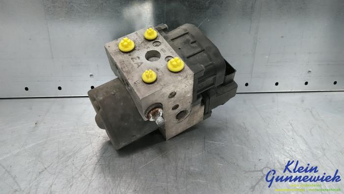 Begagnade ABS-pump Opel Corsa Pris € 19,00 Marginaltabell erbjuds av Klein Gunnewiek Autodemontage & Motorentechniek