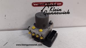 Used ABS pump Volkswagen Crafter Price € 375,00 Margin scheme offered by Gebr.Klein Gunnewiek Ho.BV