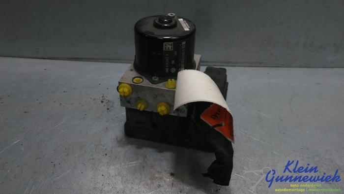 Begagnade ABS-pump Volkswagen Golf Pris € 26,00 Marginaltabell erbjuds av Klein Gunnewiek Autodemontage & Motorentechniek