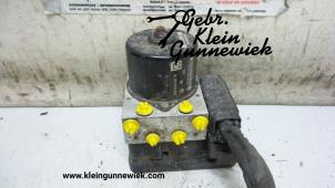 Usados Bomba ABS Volkswagen Caddy Precio € 145,00 Norma de margen ofrecido por Gebr.Klein Gunnewiek Ho.BV