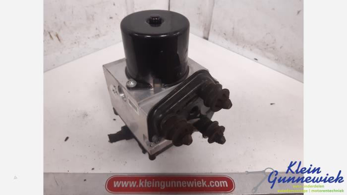 Gebrauchte ABS Pumpe Volkswagen Passat Preis € 45,00 Margenregelung angeboten von Klein Gunnewiek Autodemontage & Motorentechniek