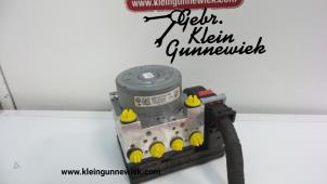Używane Pompa ABS Volkswagen Golf Cena € 250,00 Procedura marży oferowane przez Gebr.Klein Gunnewiek Ho.BV