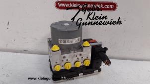 Used ABS pump Volkswagen Golf Price € 225,00 Margin scheme offered by Gebr.Klein Gunnewiek Ho.BV