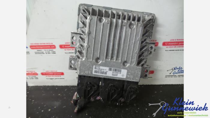 Used Injection computer Renault Megane Price € 50,00 Margin scheme offered by Klein Gunnewiek Autodemontage & Motorentechniek