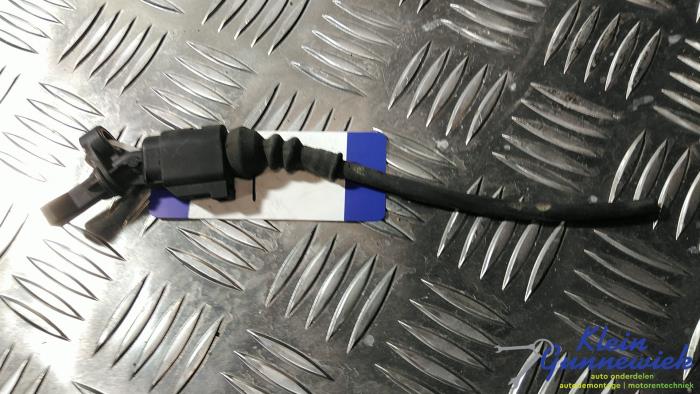 Rear ABS sensor wiring