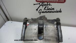 Used Front brake calliper, right Volkswagen Caddy Price € 85,00 Margin scheme offered by Gebr.Klein Gunnewiek Ho.BV