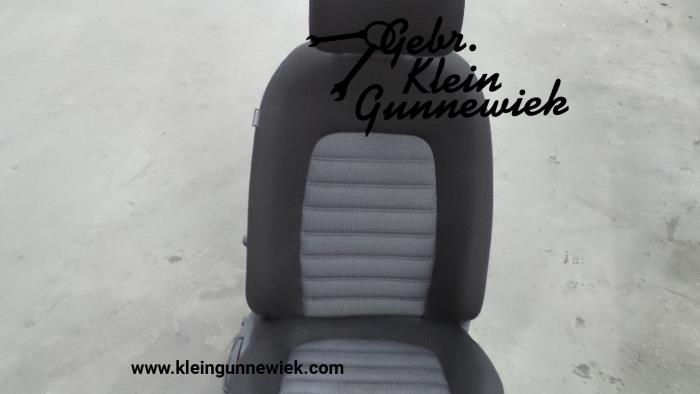 Seat, right from a Volkswagen Passat 2013