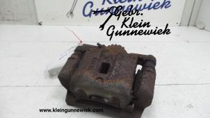 Used Rear brake calliper, right Kia Sorento Price € 135,00 Margin scheme offered by Gebr.Klein Gunnewiek Ho.BV