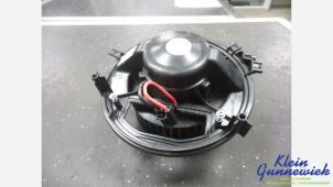 Begagnade Fläktmotor för uppvärmning och ventilation Volkswagen Passat Pris € 35,00 Marginaltabell erbjuds av Klein Gunnewiek Autodemontage & Motorentechniek