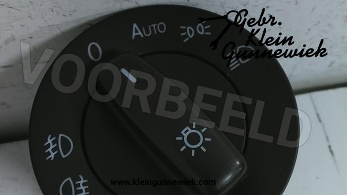 Licht Schalter van een Volkswagen Amarok 2013
