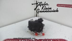 Gebrauchte Drosselklappengehäuse Skoda Superb Preis € 60,00 Margenregelung angeboten von Gebr.Klein Gunnewiek Ho.BV