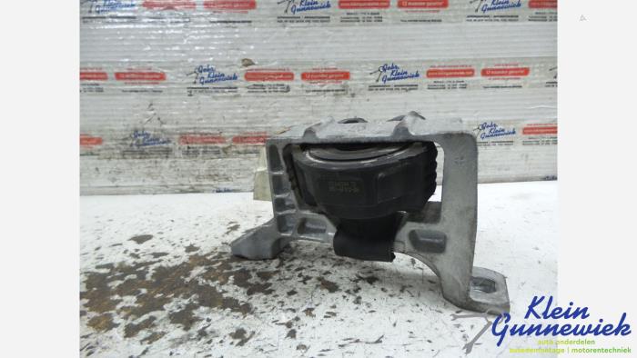Used Engine mount Ford Grand C-Max Price € 38,00 Margin scheme offered by Klein Gunnewiek Autodemontage & Motorentechniek