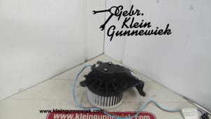 Gebrauchte Heizung Belüftungsmotor Renault Master Preis € 45,00 Margenregelung angeboten von Gebr.Klein Gunnewiek Ho.BV