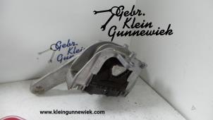 Usagé Support moteur Volkswagen Passat Prix € 45,00 Règlement à la marge proposé par Gebr.Klein Gunnewiek Ho.BV