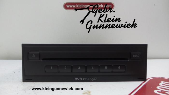 DVD player from a Audi A8 2010